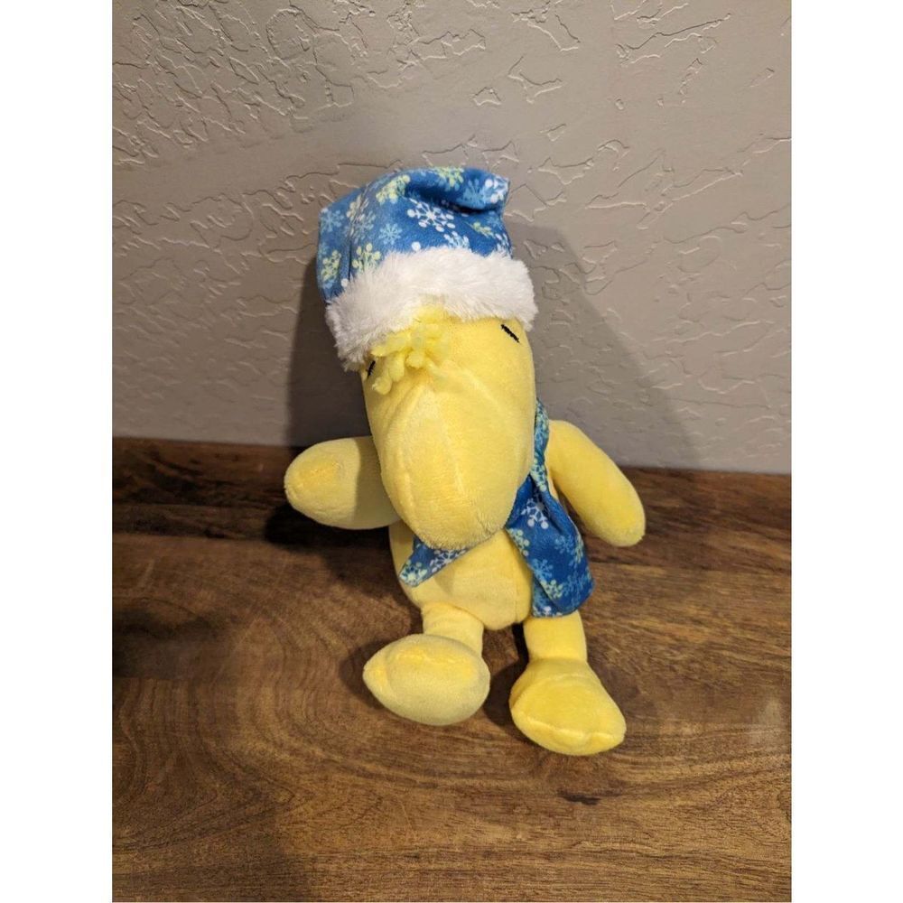 PEANUTS Christmas WOODSTOCK Animated Plush Dances To Music Jingle Bells Song!